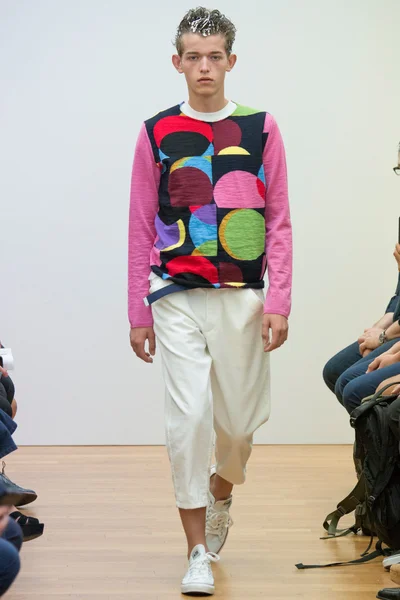 Look 22